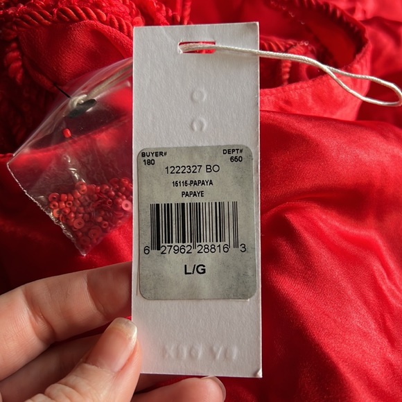 BNWT Hand Beaded and Sequin Dress - Picture 10 of 11